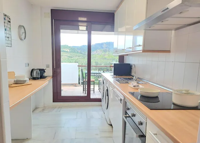 Noctua 040 Benahavis Botanico 1 Estepona