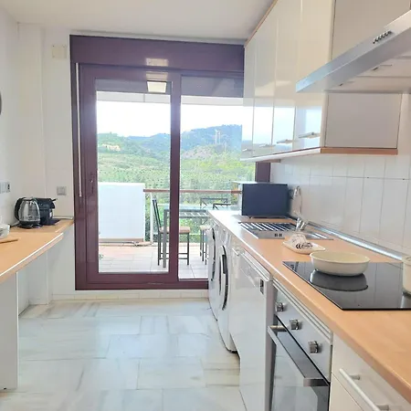 Noctua 040 Benahavis Botanico 1 Estepona