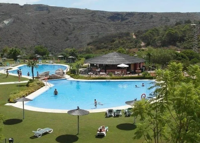 Noctua 040 Benahavis Botanico 1 Estepona