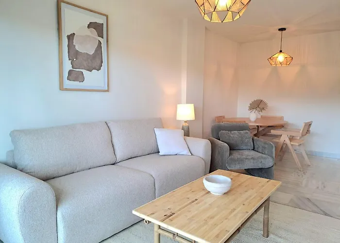 Noctua 040 Benahavis Botanico 1